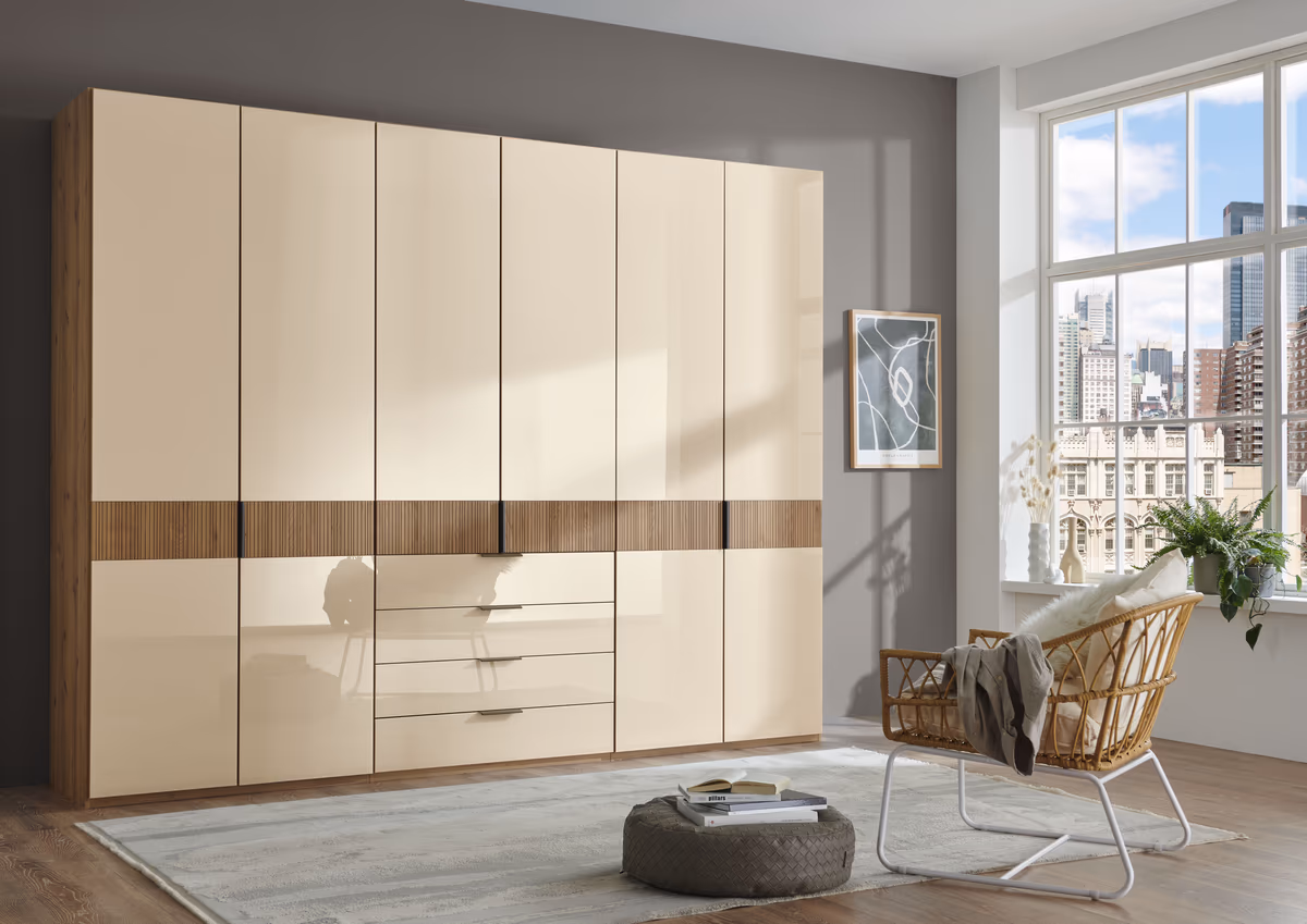 Drehtürenschrank -  B. ca. 300 cm, Rillenstruktur massiv, Glas Champagner