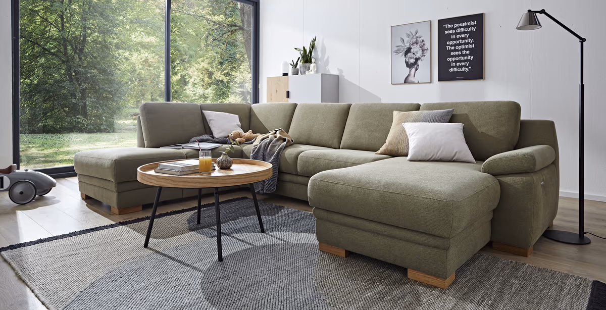 Wohnlandschaft Tavira - Ecke links mit 2,5-Sitzer und Longchair rechts, Stoff, Olivgrün