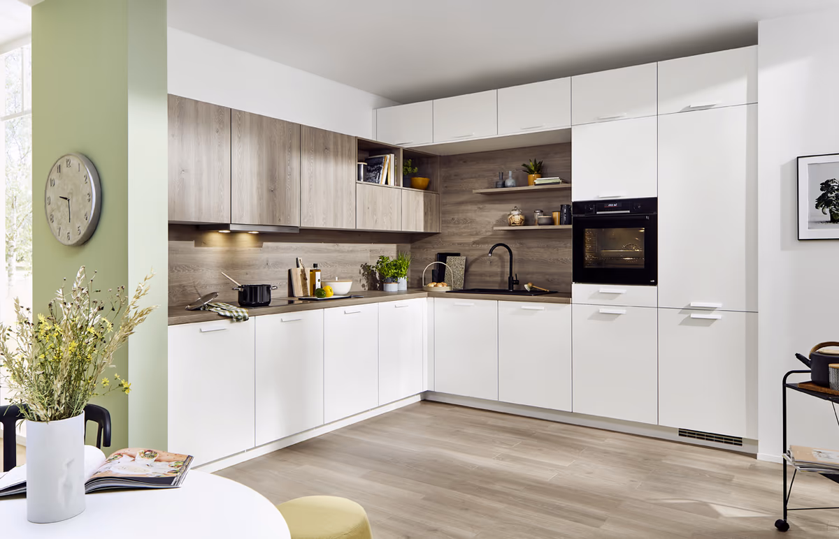 L-Küche 33.150 1 323, Alpin weiß