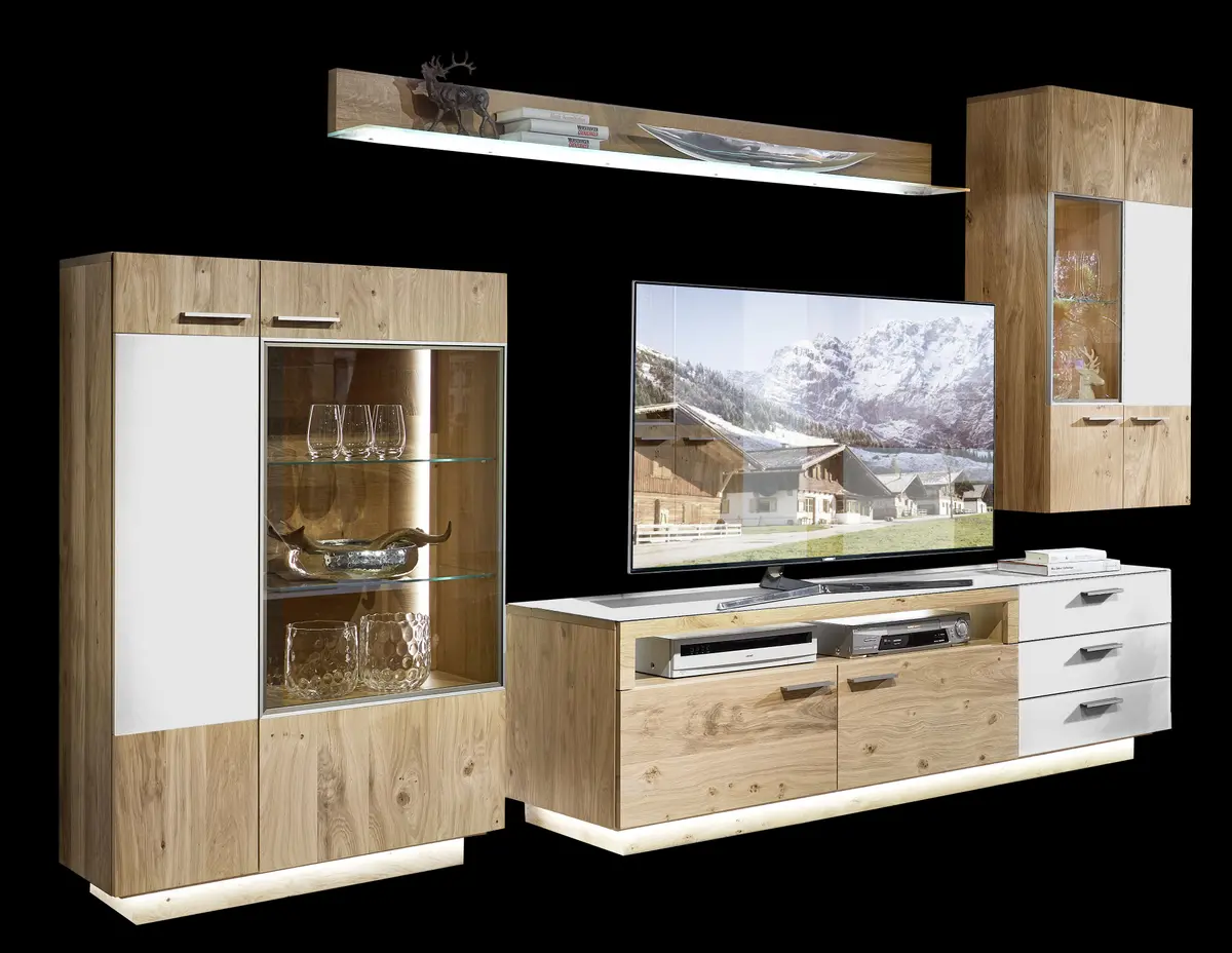 Wohnwand - mit Beleuchtung, Kernasteiche Furnier, Akzent Satinglas Weiß