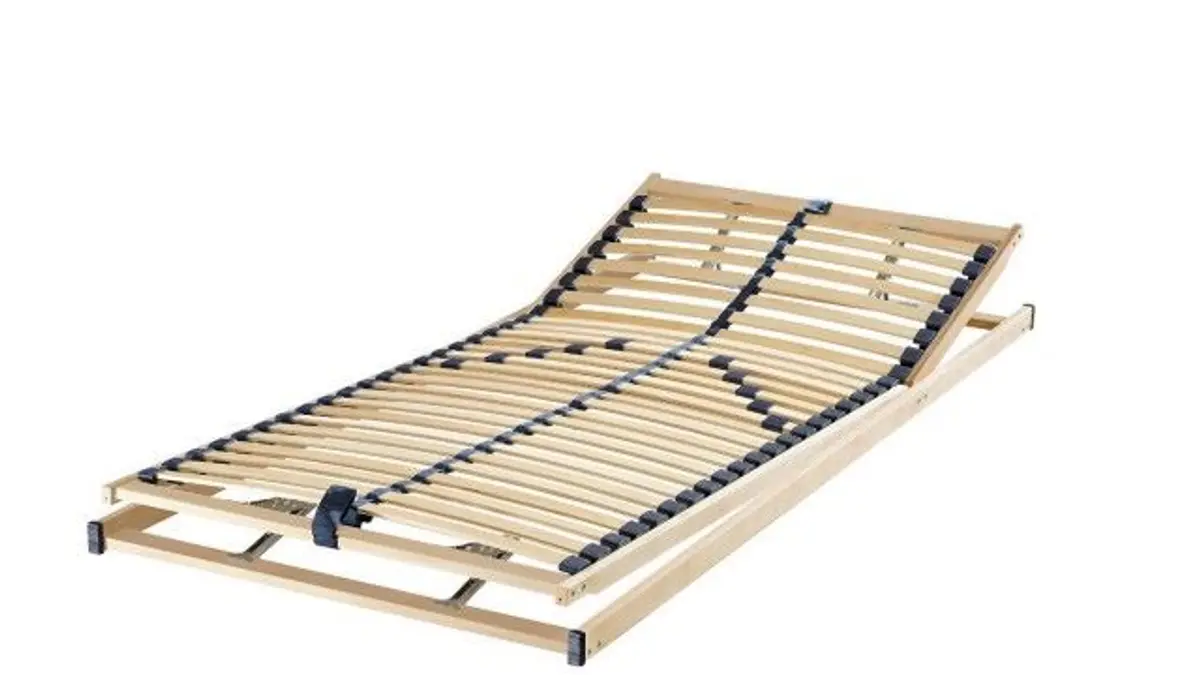 Lattenrost- Liegefläche ca. 90x200 cm, Kopf-/Fußverstellung