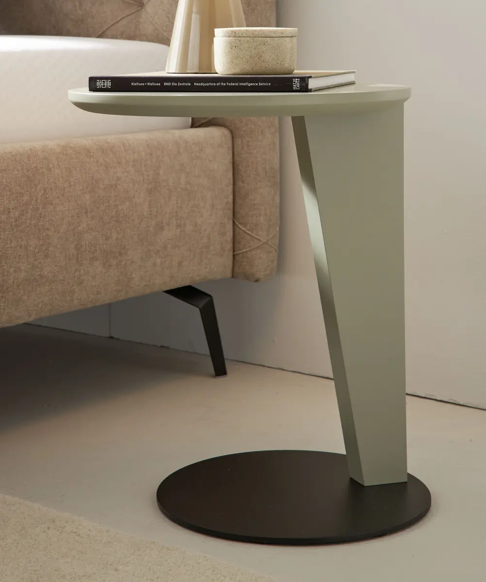 Beistelltisch Cono - DH ca. 42x51 cm, Lack, Salbei