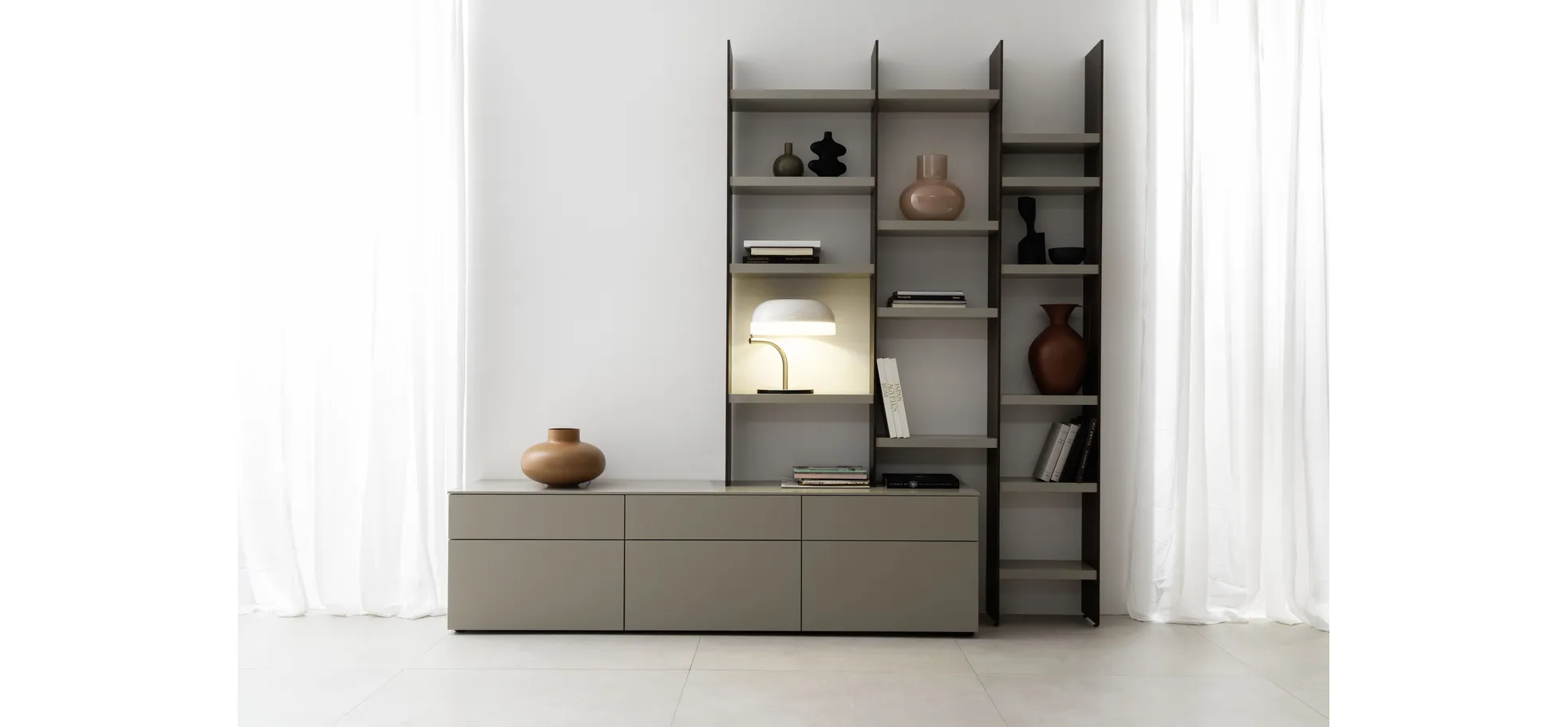 Wohnwand 3900 - Lack matt, hellgrau 133159