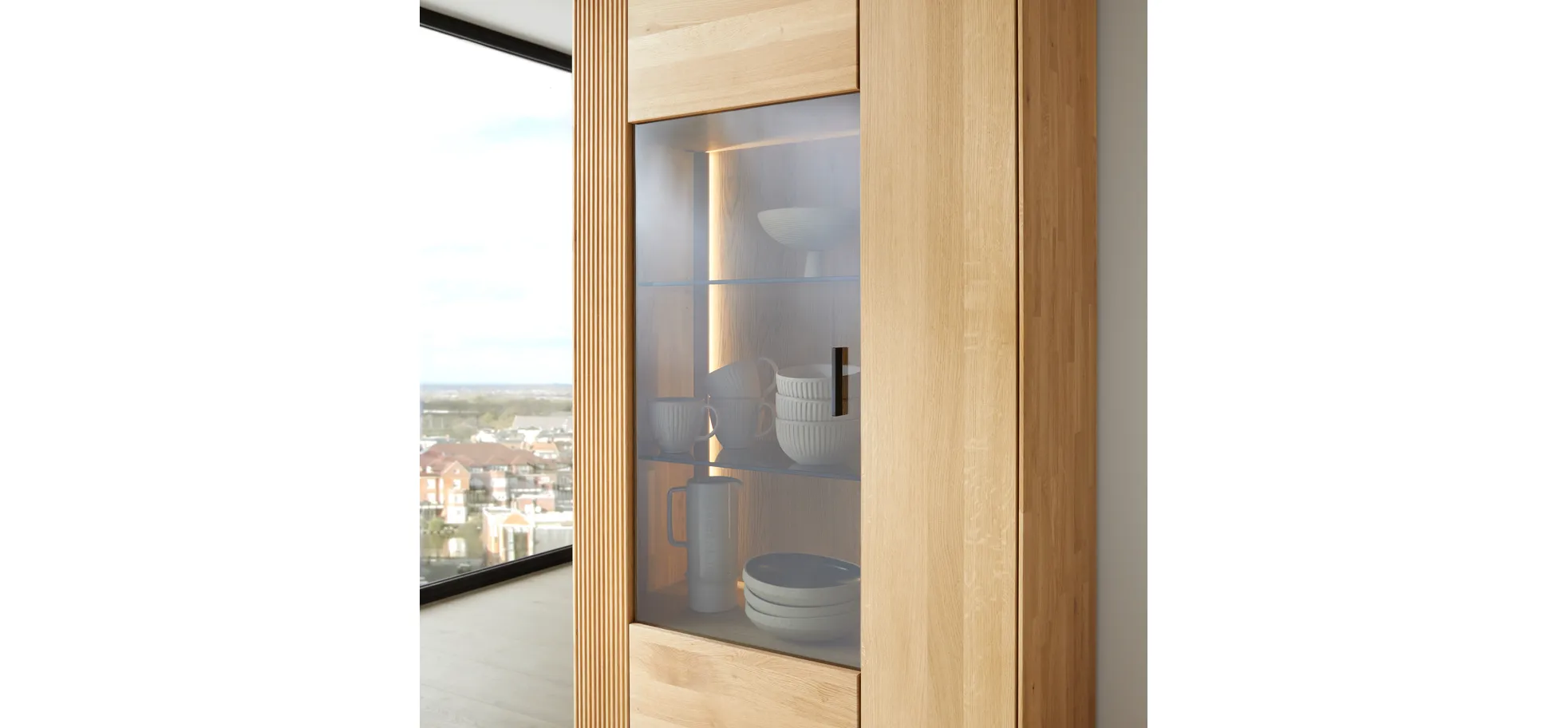 Vitrine Estana - inkl. Beleuchtung, Eiche massiv, legno