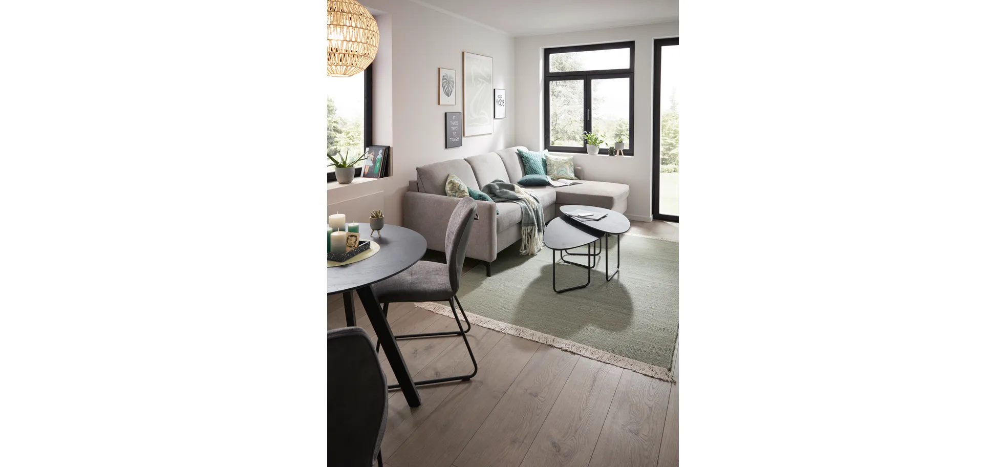 Schlafsofa Melida - 2-Sitzer mit Longchair rechts inkl. Schlaffunktion mit Bettkasten, Stoff, Hellgrau