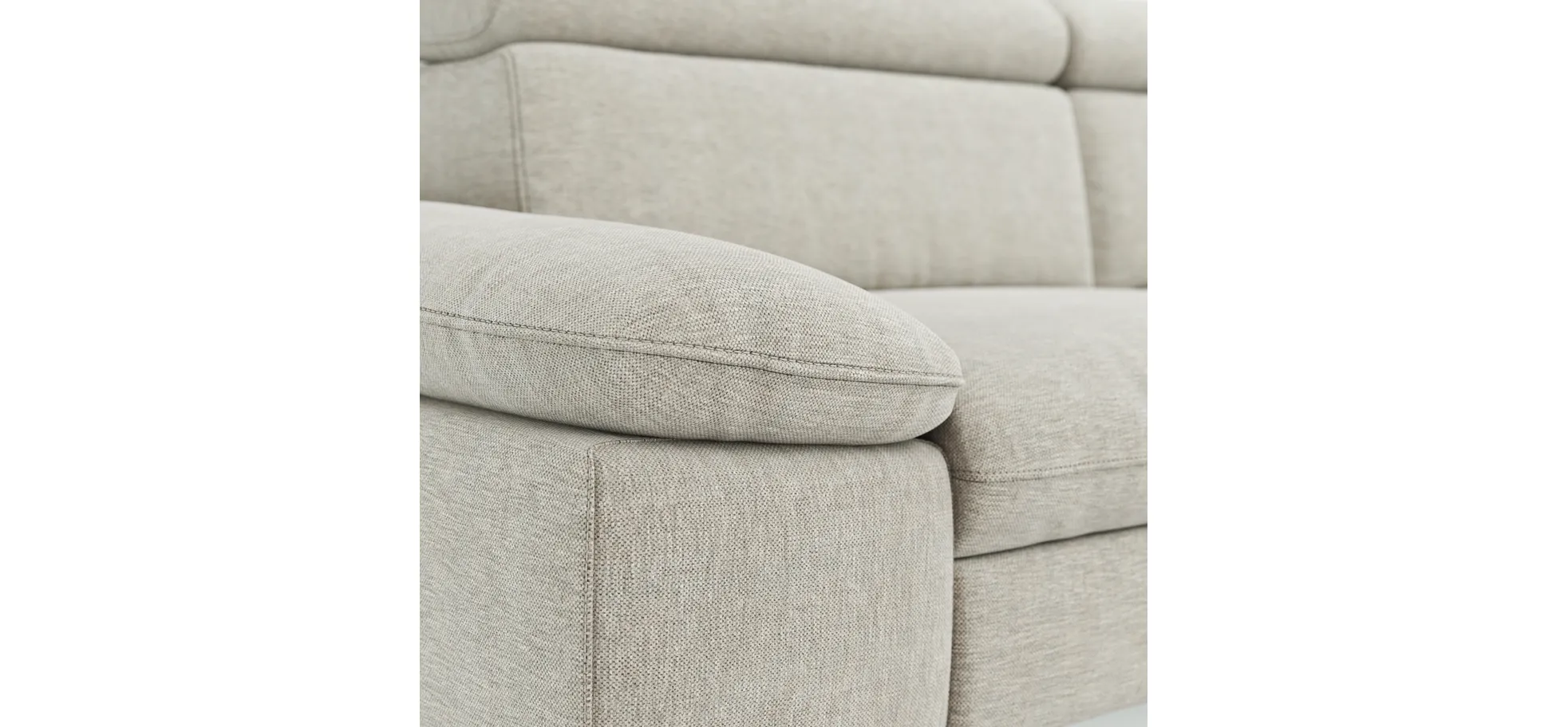 Ecksofa Felipa - 2,5-Sitzer mit Longchair rechts inkl. Armlehne verstellbar und Rückenlehne/Sitztiefe verstellbar (motorisch), Stoff, Natur