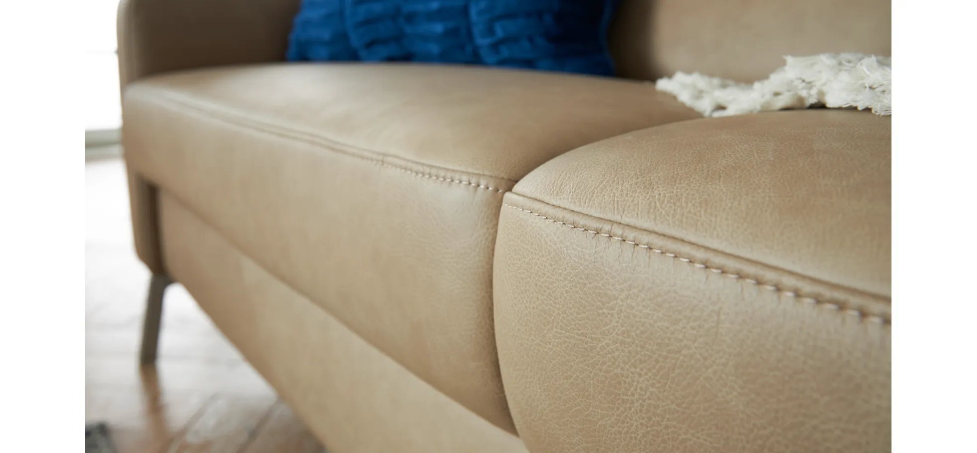 Sofa Valera - 2,5-Sitzer, Leder, Taupe