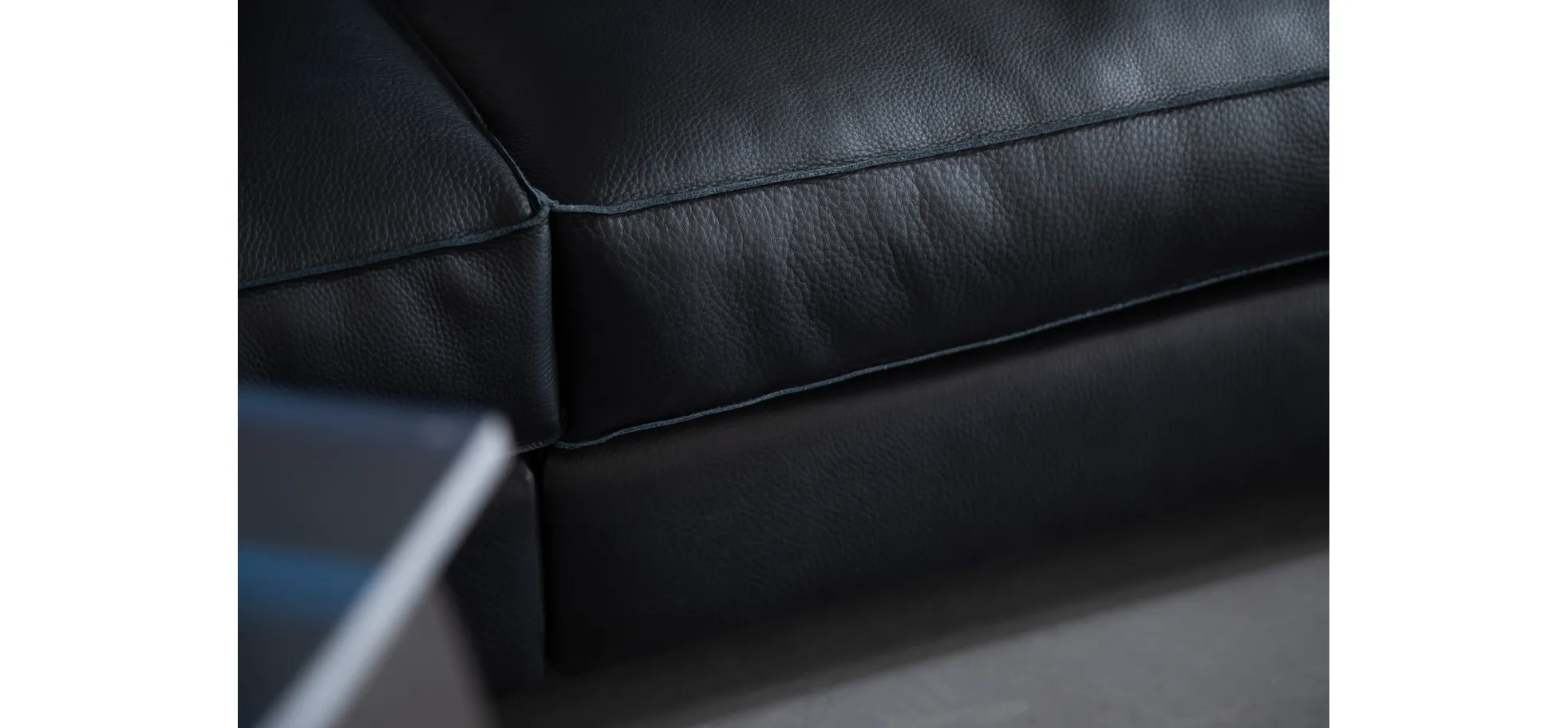 Sofa Aprino 1 - 4-Sitzer XXL, Leder, Schwarz, Armlehne Block