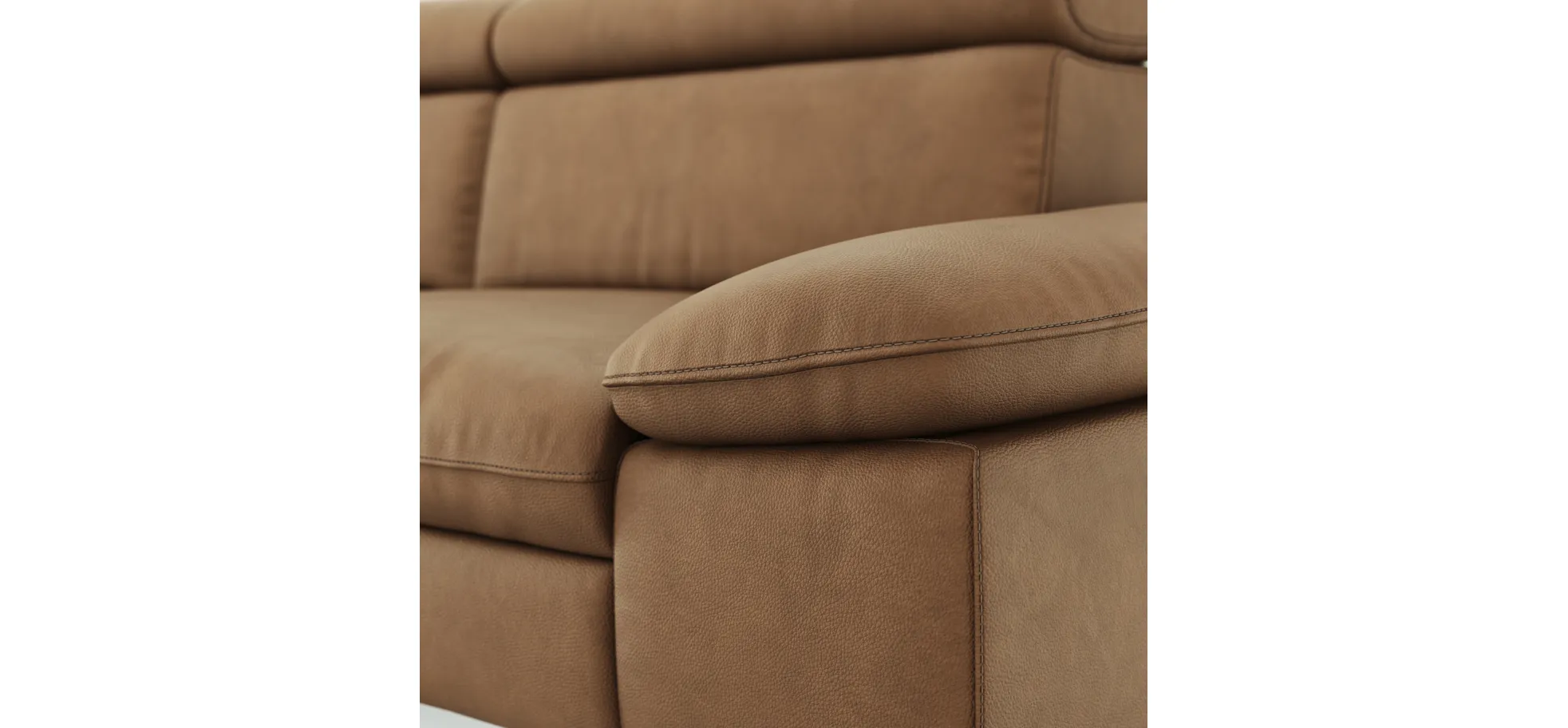 Ecksofa Felipa - Longchair links mit 2,5-Sitzer inkl. Armlehne verstellbar und Rückenlehne/Sitztiefe verstellbar (motorisch), Leder, Cognac