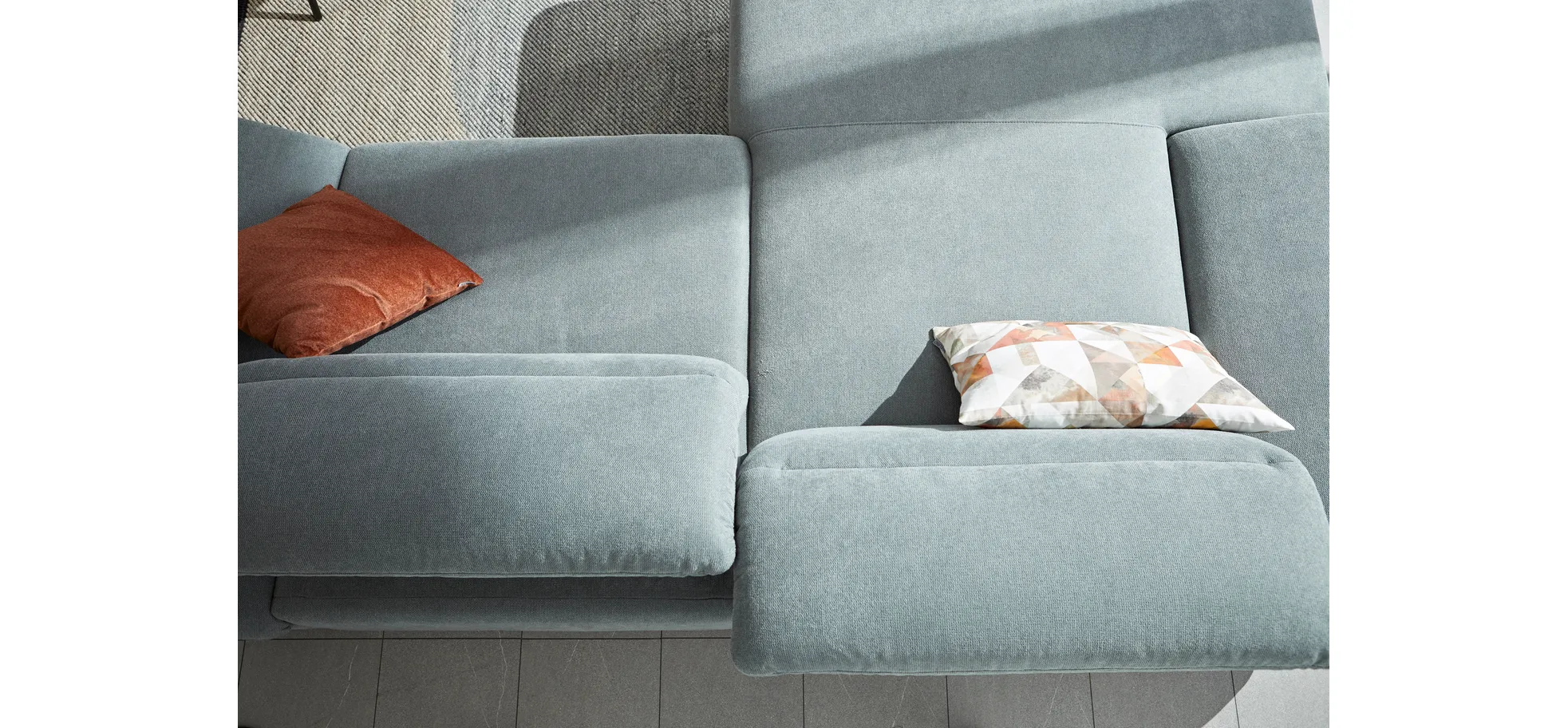 Ecksofa Alegria - Longchair links mit 1,5-Sitzer inkl. Kopfteil/ Armlehne/ Sitztiefe verstellbar, Stoff, Eisblau