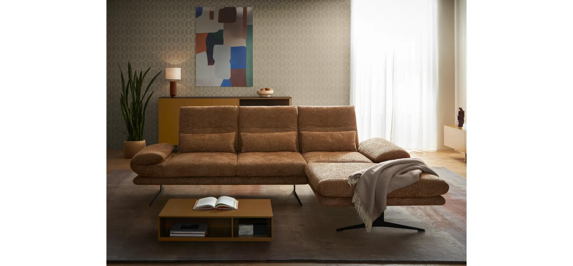 Ecksofa Lucero 2.0 - 2-Sitzer mit Longchair rechts inkl. Sitztiefenverstellung, Drehsitz und Sitztiefe verstellbar, Stoff, Cognac