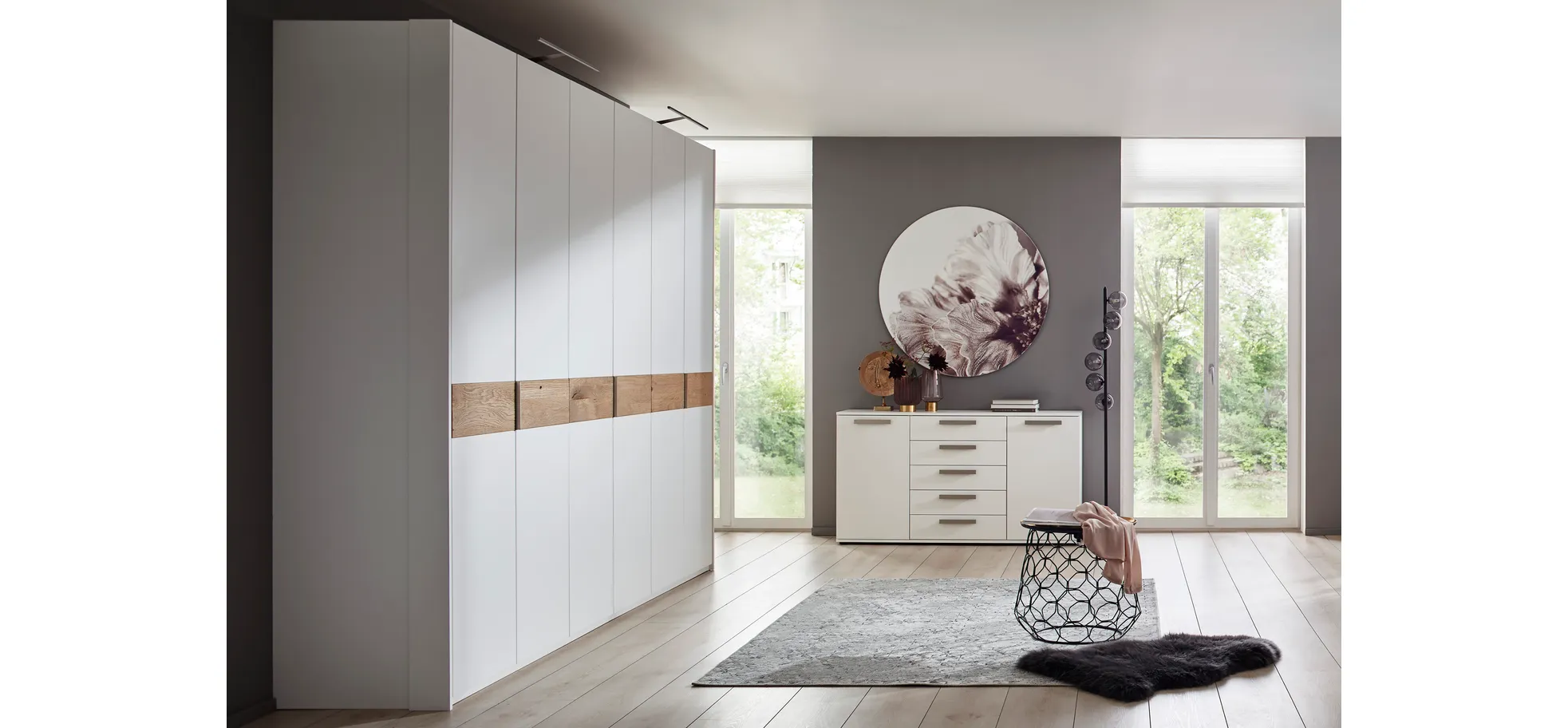 Drehtürenschrank Viana - B ca. 303 cm, Lack, Weiß, Riffholz, Wildeiche