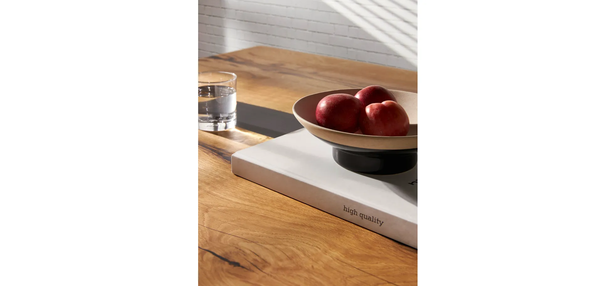 Esstisch Nera - LB ca. 220x110 cm, Asteiche massiv, Epoxy