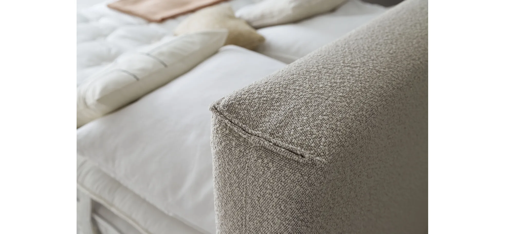  Boxspringbett Contur 4600 - Liegefläche  ca.180x200 cm, Boucle, Beige