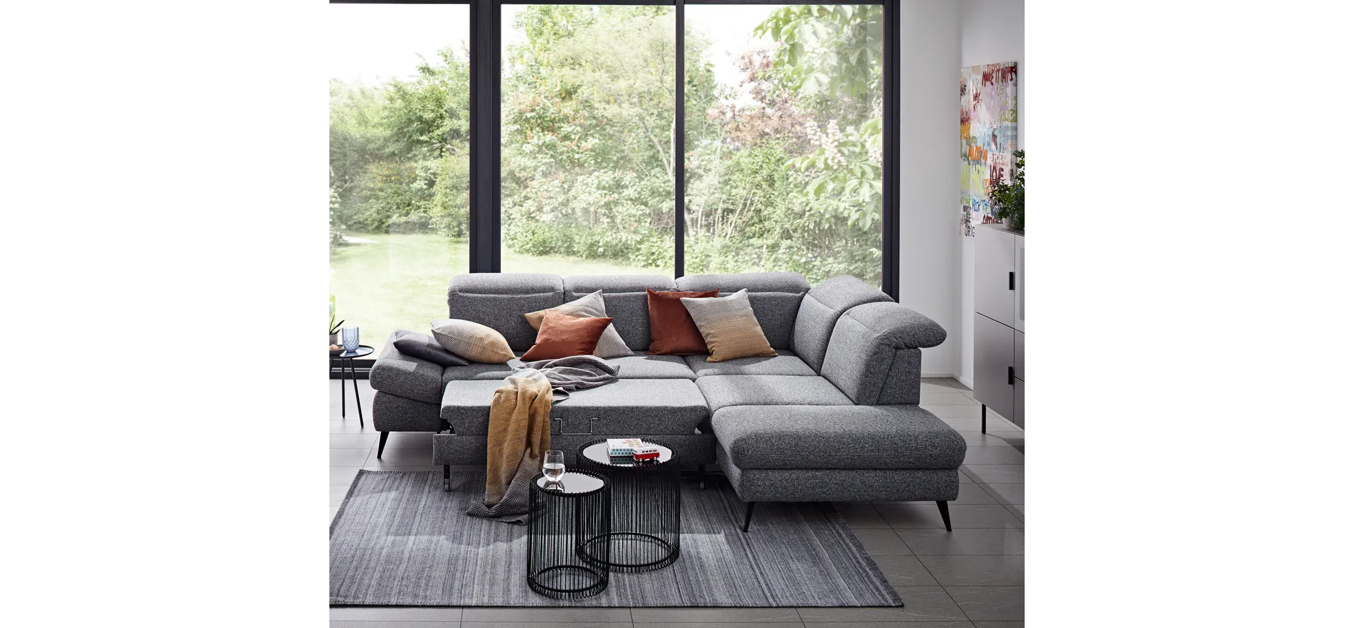 Ecksofa Alegria - 2,5-Sitzer mit Ecke rechts inkl. Schlaffunktion und Kopfteil/ Armteil/ Sitztiefe verstellbar, Stoff, Graublau