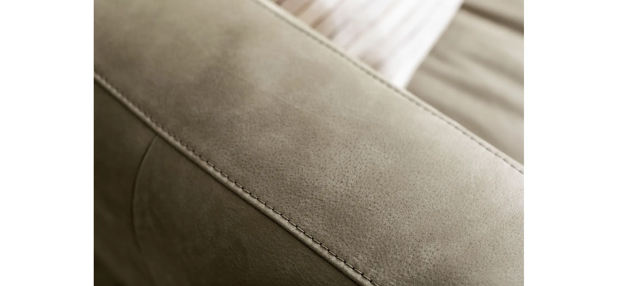 Sofa Arrezo - 3,5-Sitzer, Leder Taupe, Rücken verstellbar