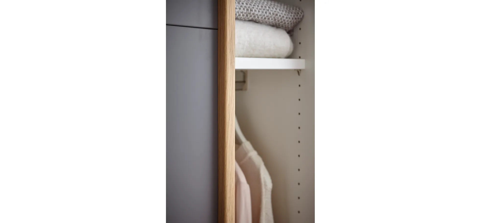 Schwebetürenschrank Viana - inkl. Passepartout, B ca. 271 cm, Lack, Steingrau, Riffholz, Balkeneiche