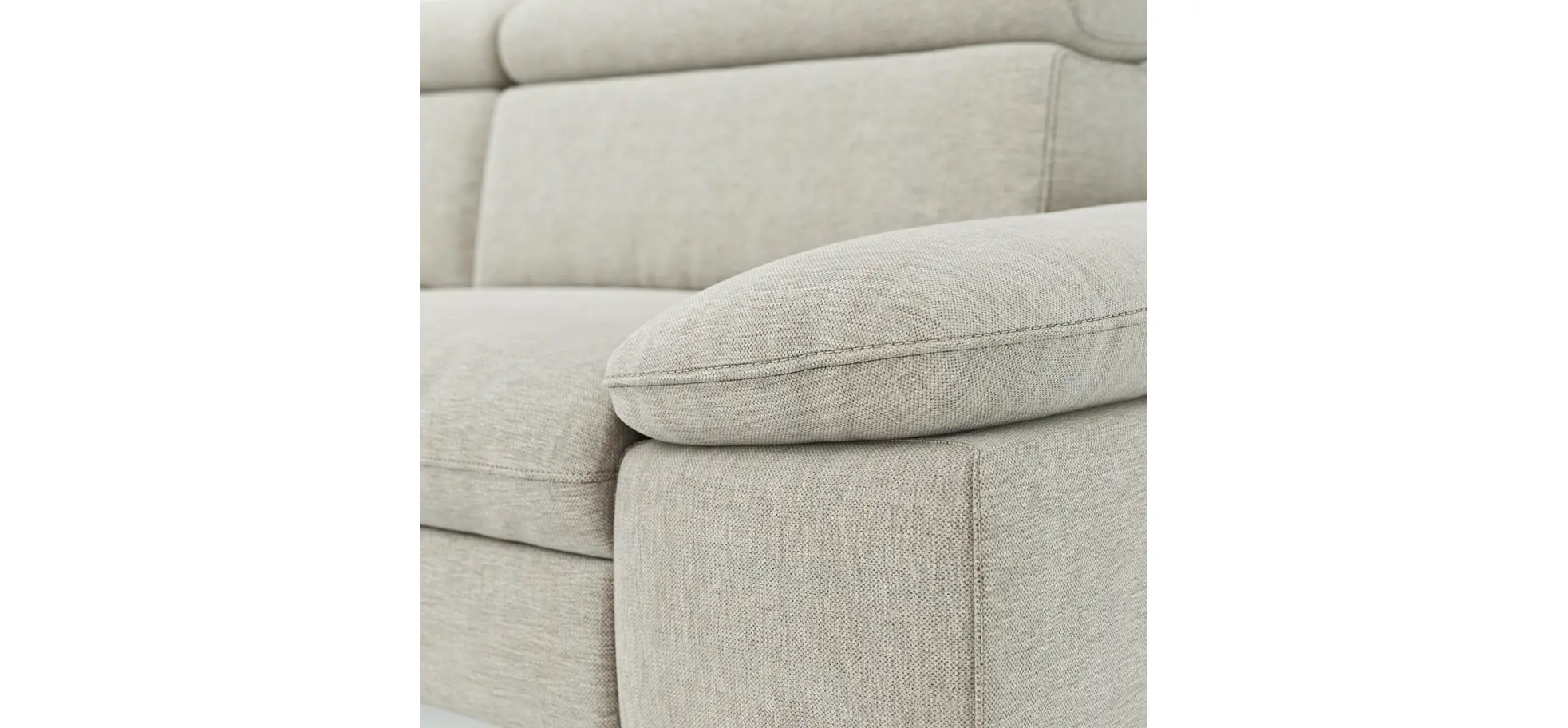 Ecksofa Felipa - Longchair links mit 2,5-Sitzer inkl. Armlehne verstellbar und Rückenlehne/Sitztiefe verstellbar (motorisch), Stoff, Natur