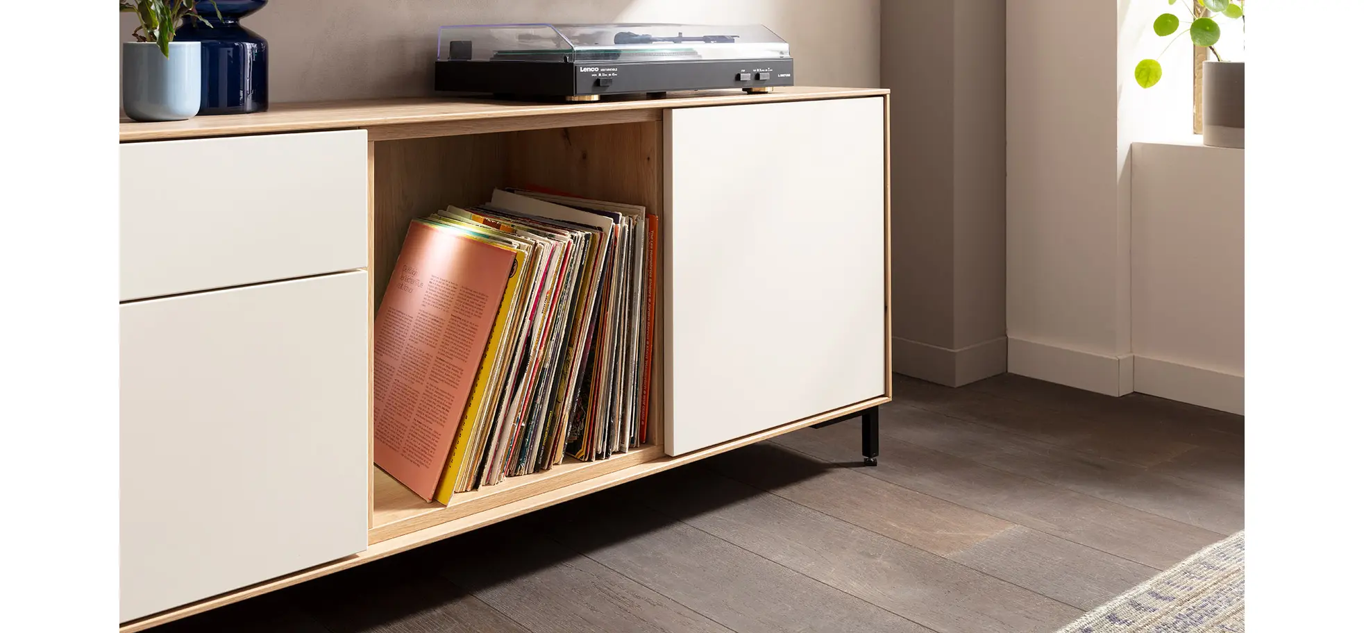 Wohnwand Medio - inkl. Beleuchtung, Melamin, Sand