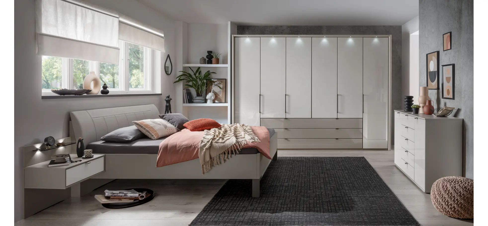 Drehtürenschrank Marbella - B. ca. 302cm, Korpus, Front Glas, Weiß