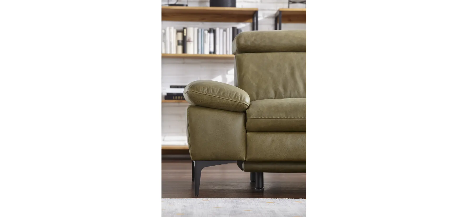 Sofa Felipa - 3-Sitzer inkl. Kopfteil verstellbar, Leder, Olive