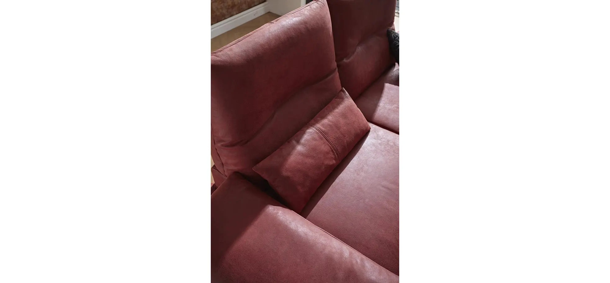 Sofa Lucero - 2,5-Sitzer inkl. Rückenlehne/Armlehne/Sitztiefe verstellbar und drehbares Sitzelement, Leder, Weinrot
