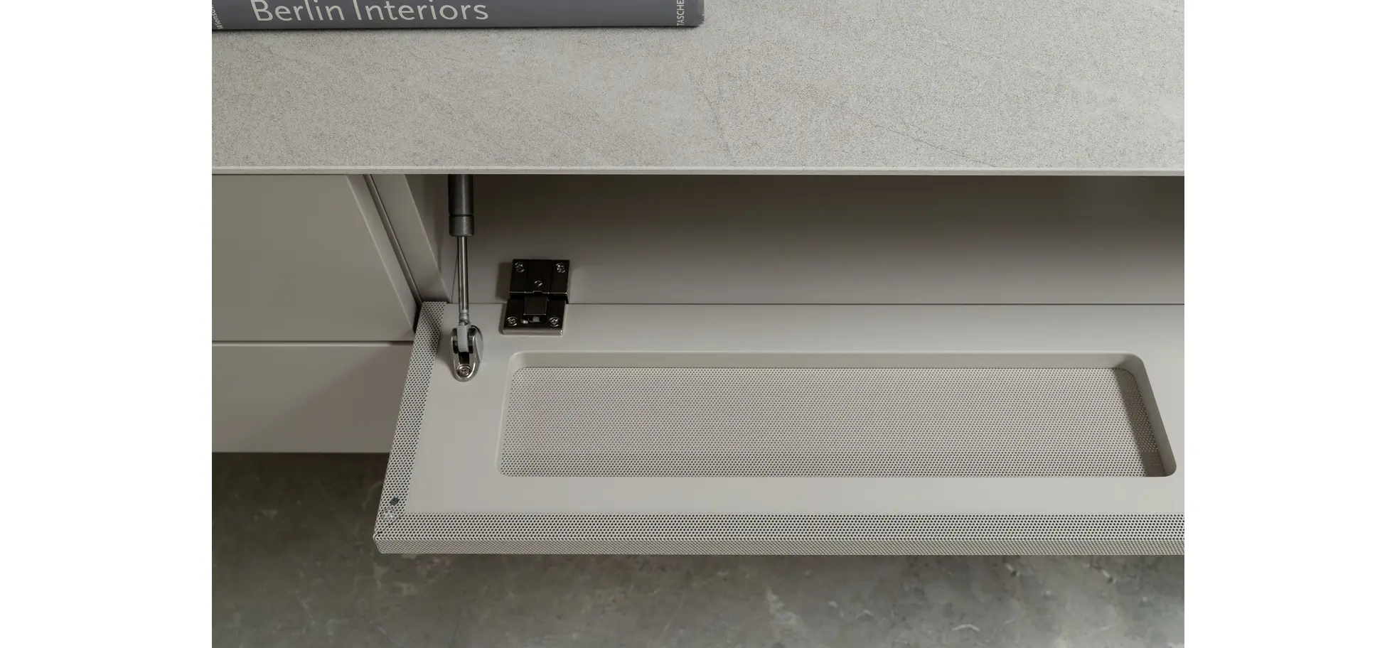 Wohnwand 3900 - Hängend, Lack matt, Kaschmir, Helles Rosa