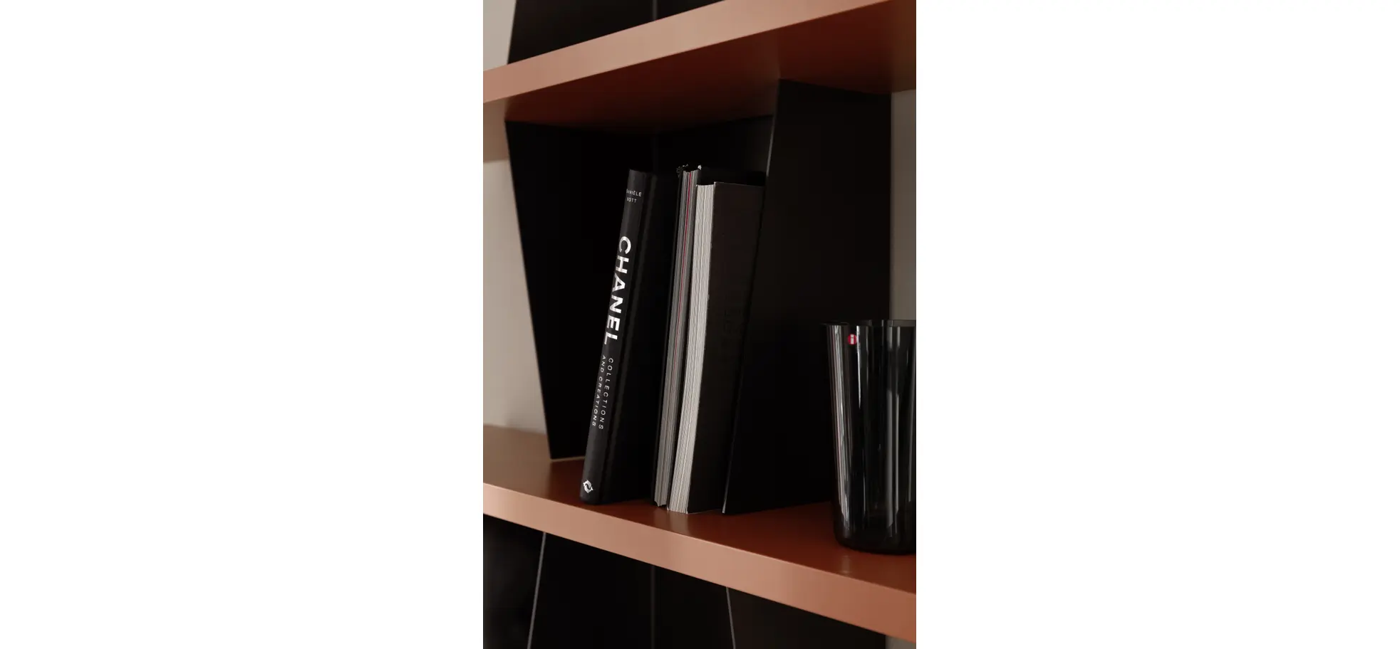 Wandboard Venzone - BHT  108x210x25 cm, Anthrazit, Campari