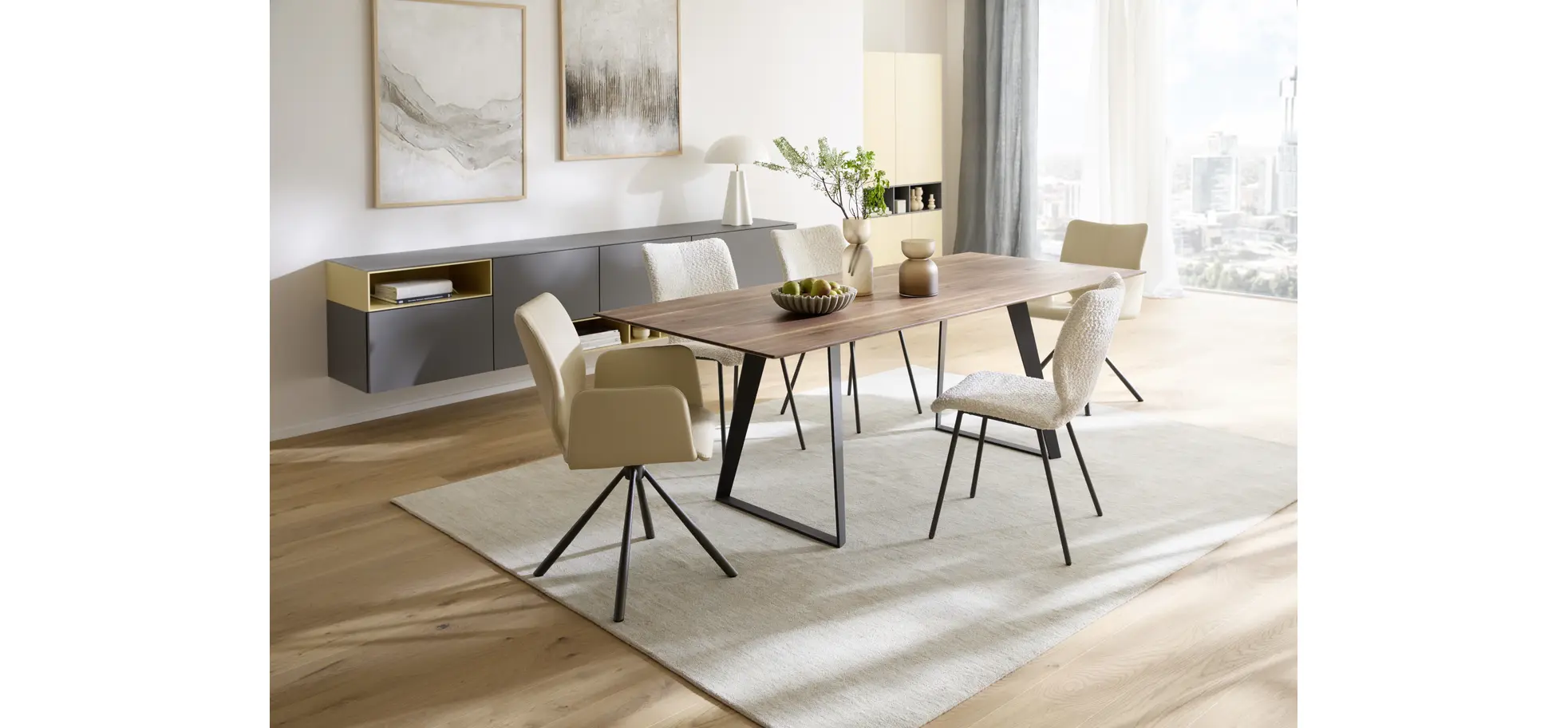 Esstisch Cinque Passi - LB ca. 220x95 cm, Nussbaum Massiv