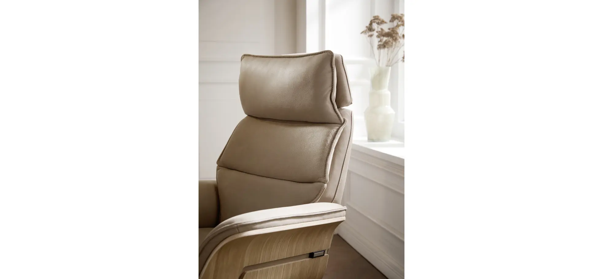 Relaxsessel Perano - Drehbar, Wildeiche hell, Leder, Beige