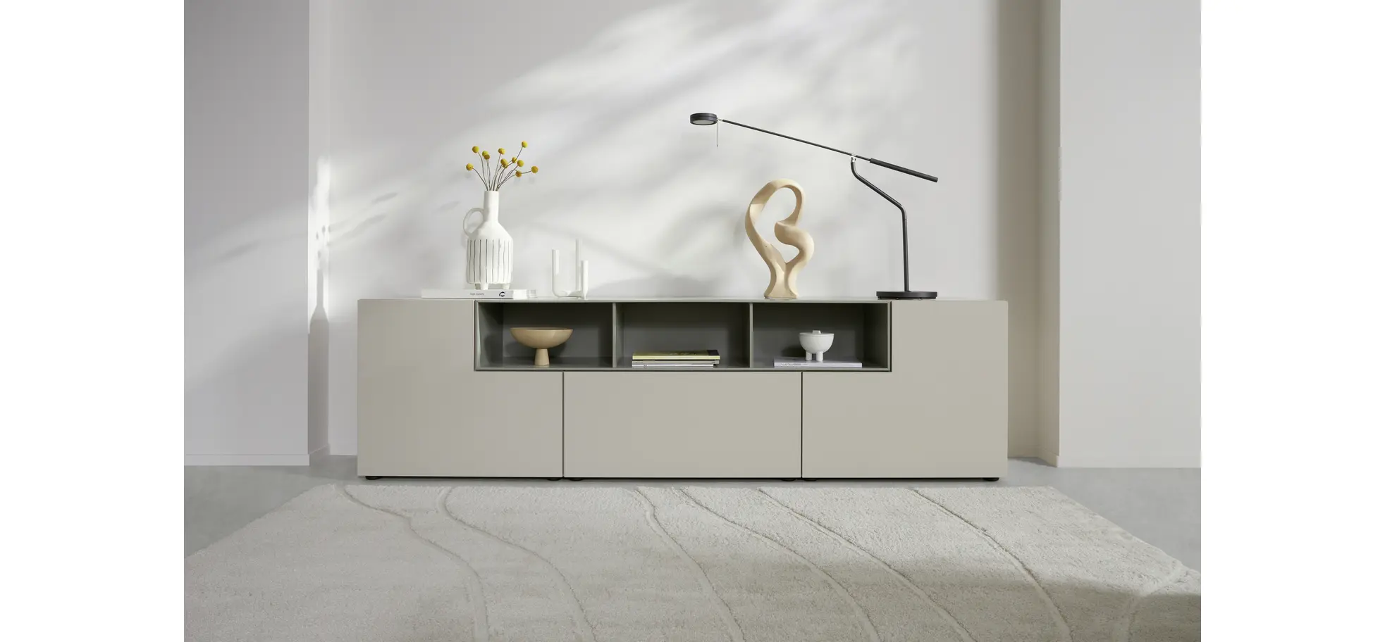 Sideboard 3900 - BHT ca. 220x62x45 cm, Lack, Kaschmir