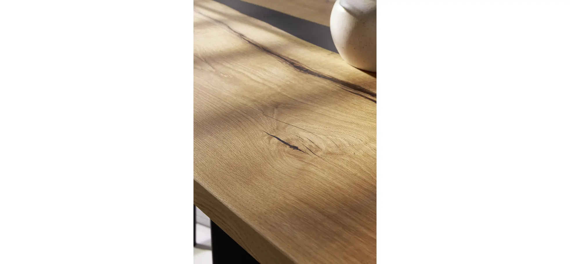 Esstisch Nera - LB ca. 220x110 cm, Asteiche massiv, Epoxy