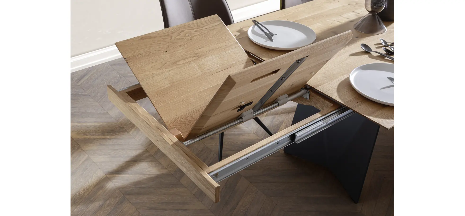 Esstisch 3100 - LB ca. 200x100 cm, beiseitig ausziehbar, Asteiche massiv, Geölt