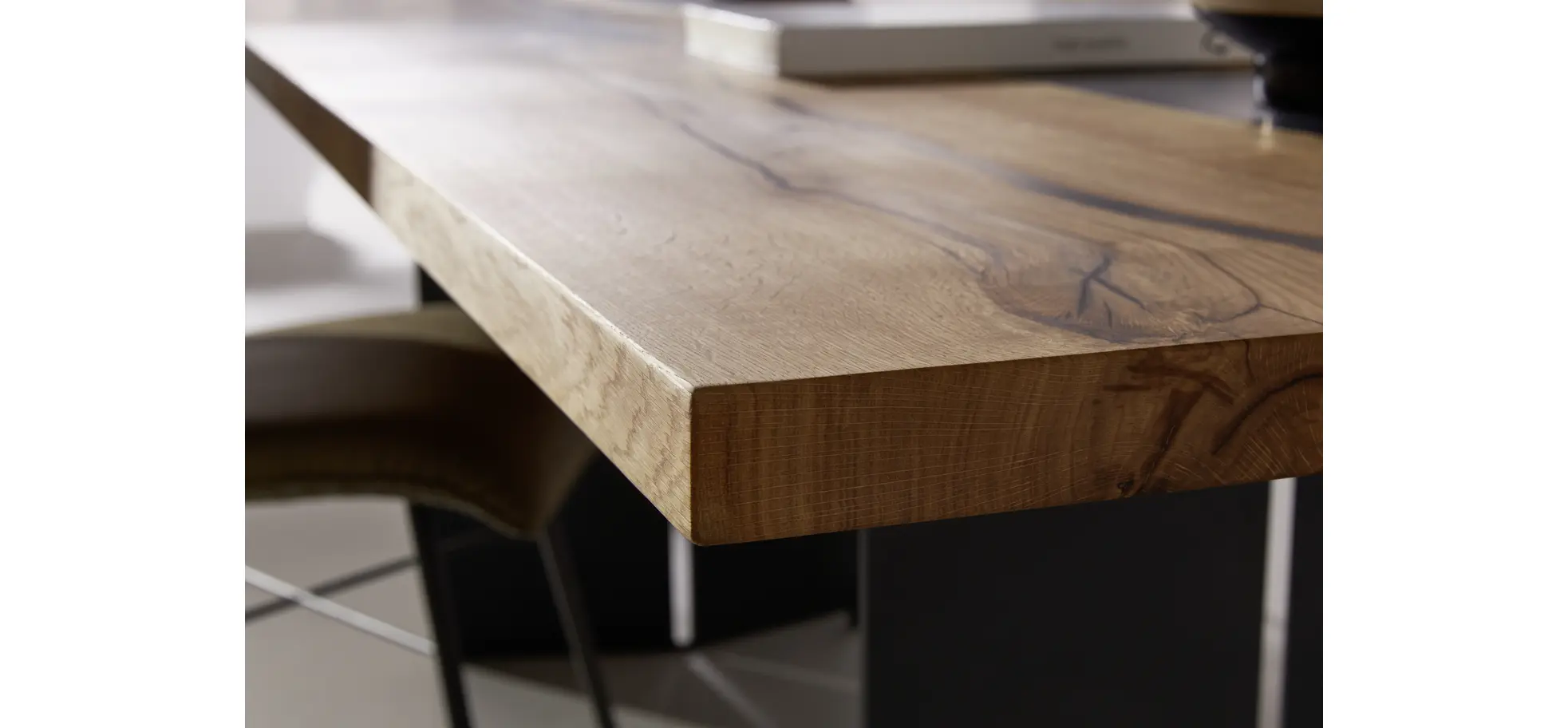 Esstisch Nera - LB ca. 220x110 cm, Asteiche massiv, Epoxy