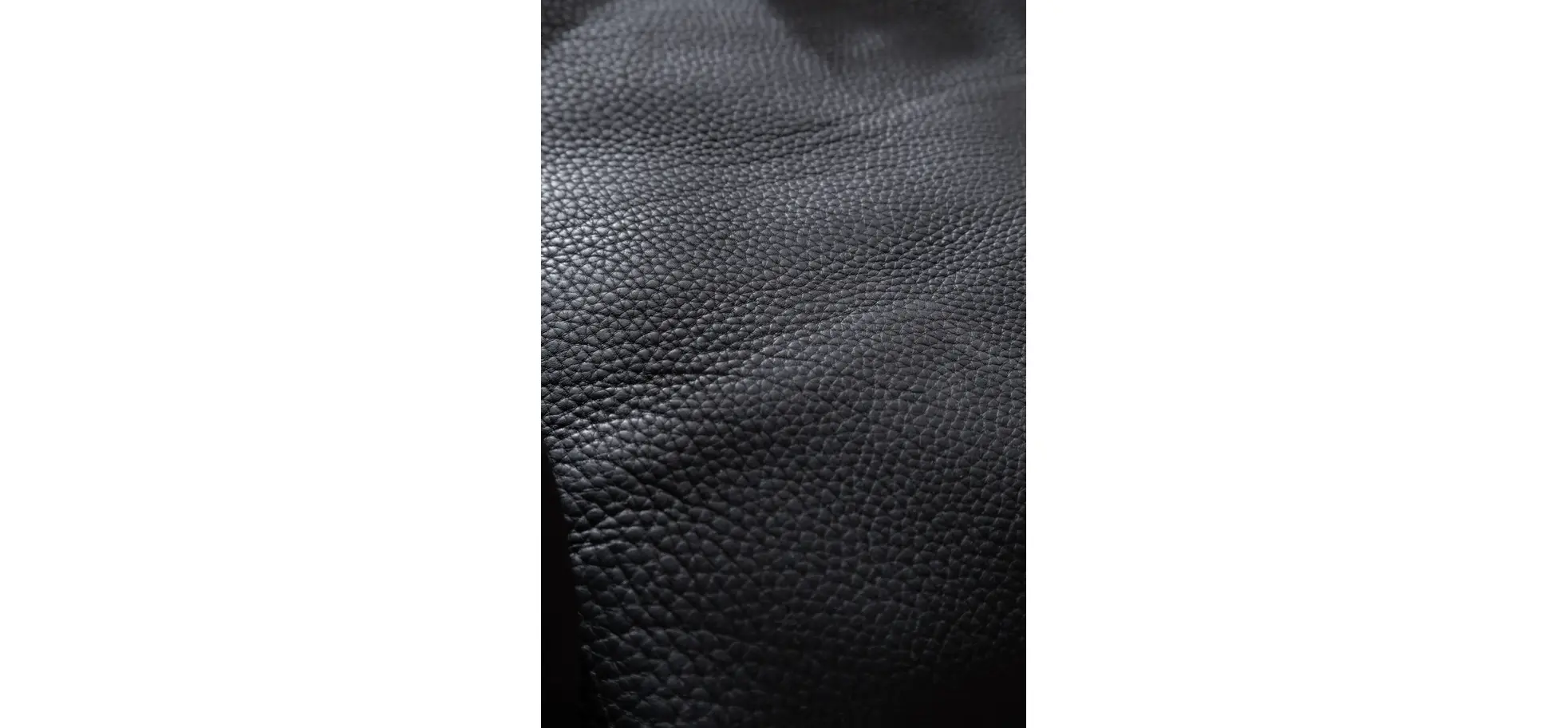 Sofa Aprino 3 - 4-Sitzer XXL, Dickleder, schwarz, Armlehne Kissen
