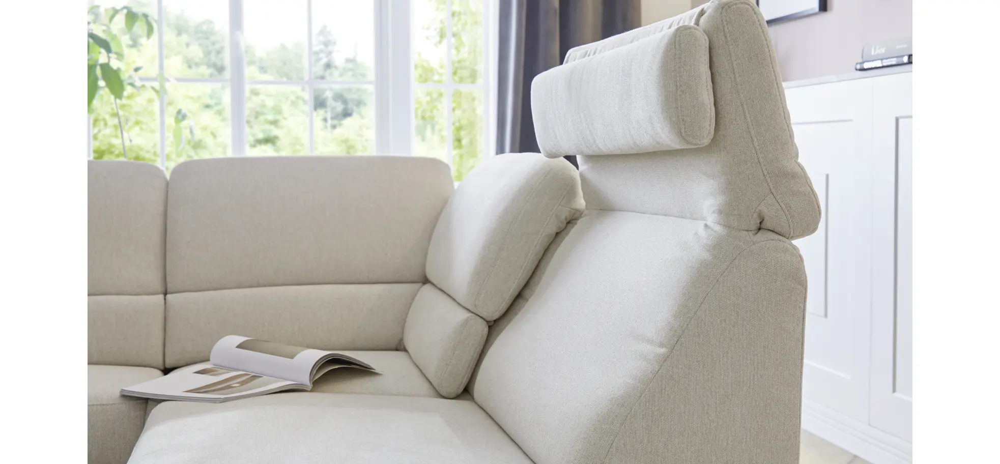 Ecksofa Valera - 3-Sitzer mit Ecke rechts inkl. Rückenlehne verstellbar und Relaxfunktion motorisch, Stoff, Natur