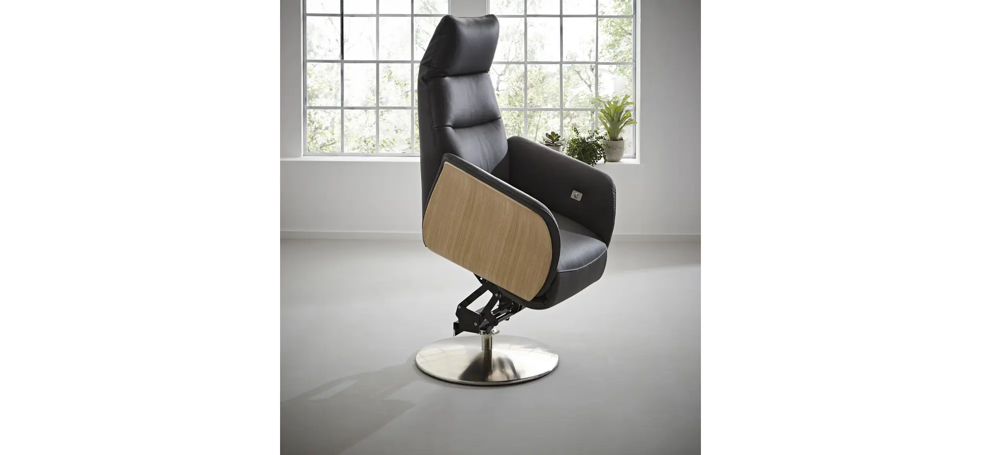 Relaxsessel Trona - Größe L, inkl. Relaxfunktion/ Kopfteil verstellbar (motorisch), Leder, Anthrazit