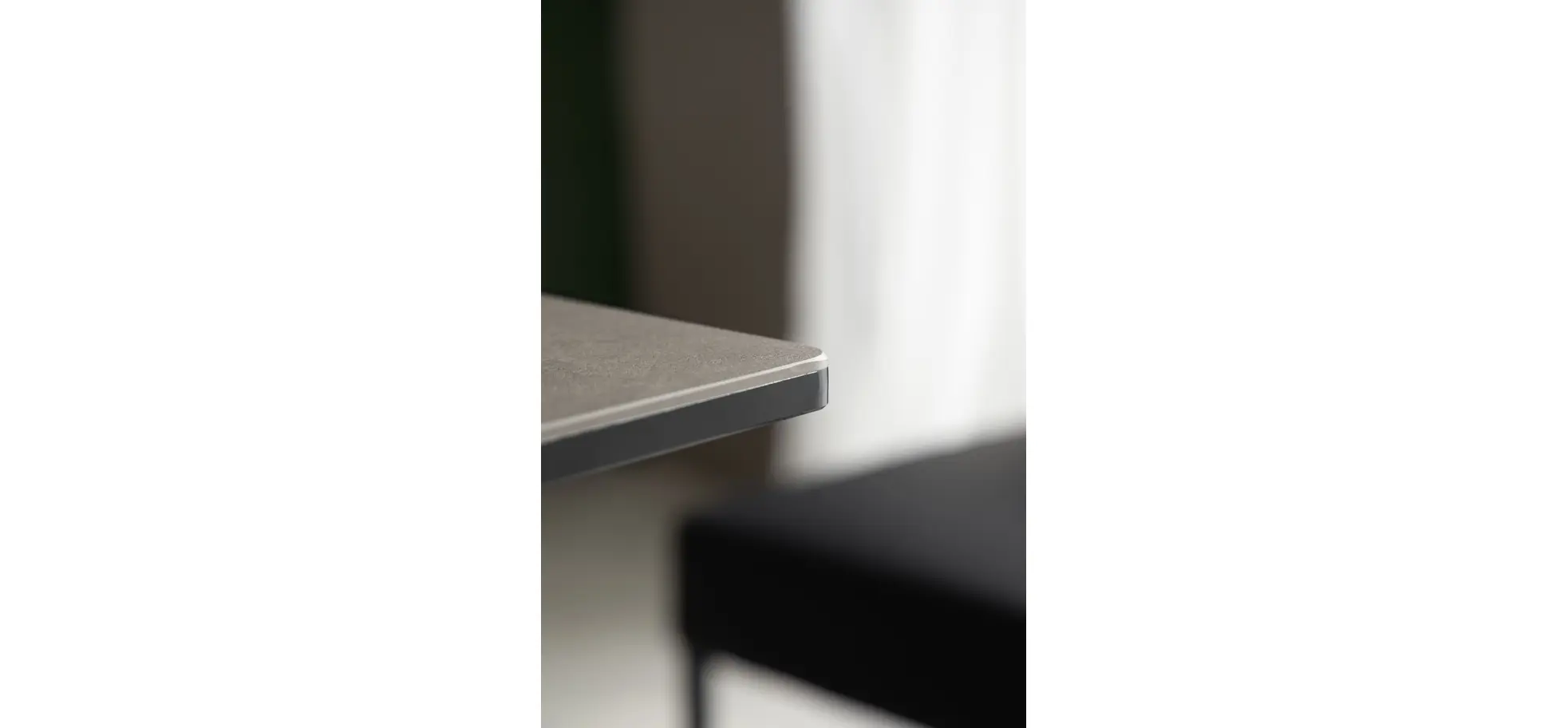 Esstisch Iseo - LB ca. 140x80 cm, ausziehbar, Keramik, Grau