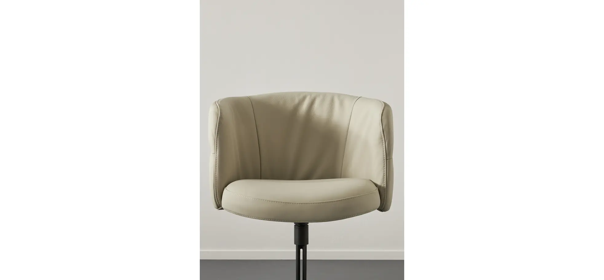 Armlehnstuhl Milana - drehbar, Leder, Offwhite