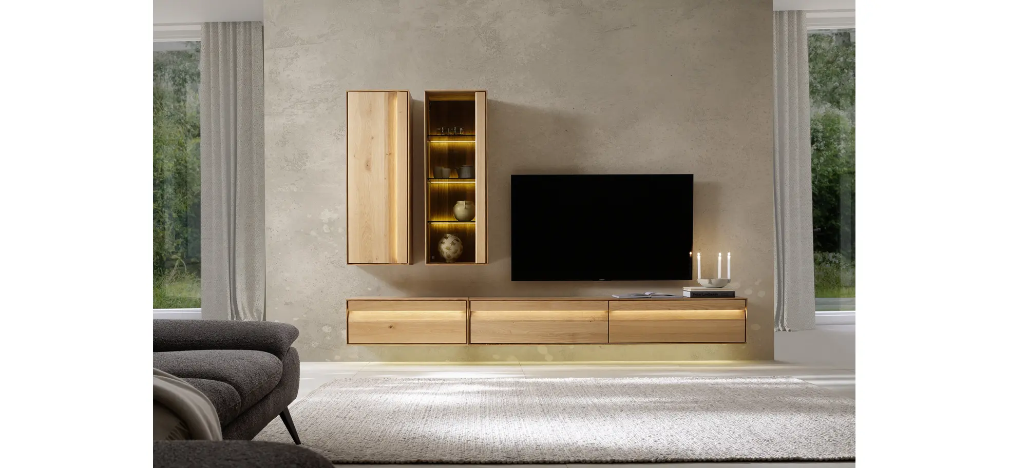 Wohnwand Due Viso - inklusive Beleuchtung, Wildeiche Roheffekt, Geölt, Glastüre