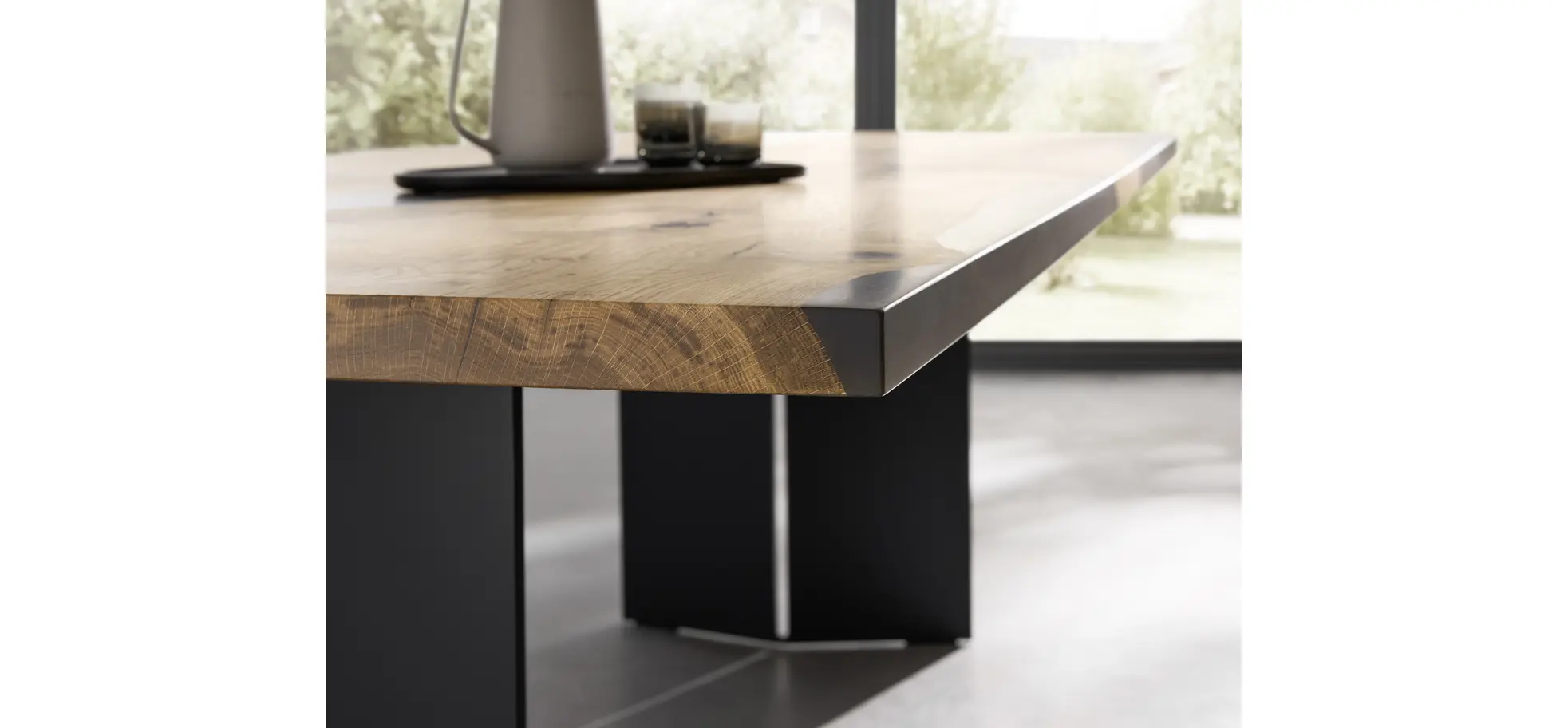 Esstisch Nera - LB ca. 220 x 110 cm, Asteiche massiv, Epoxy, Grau