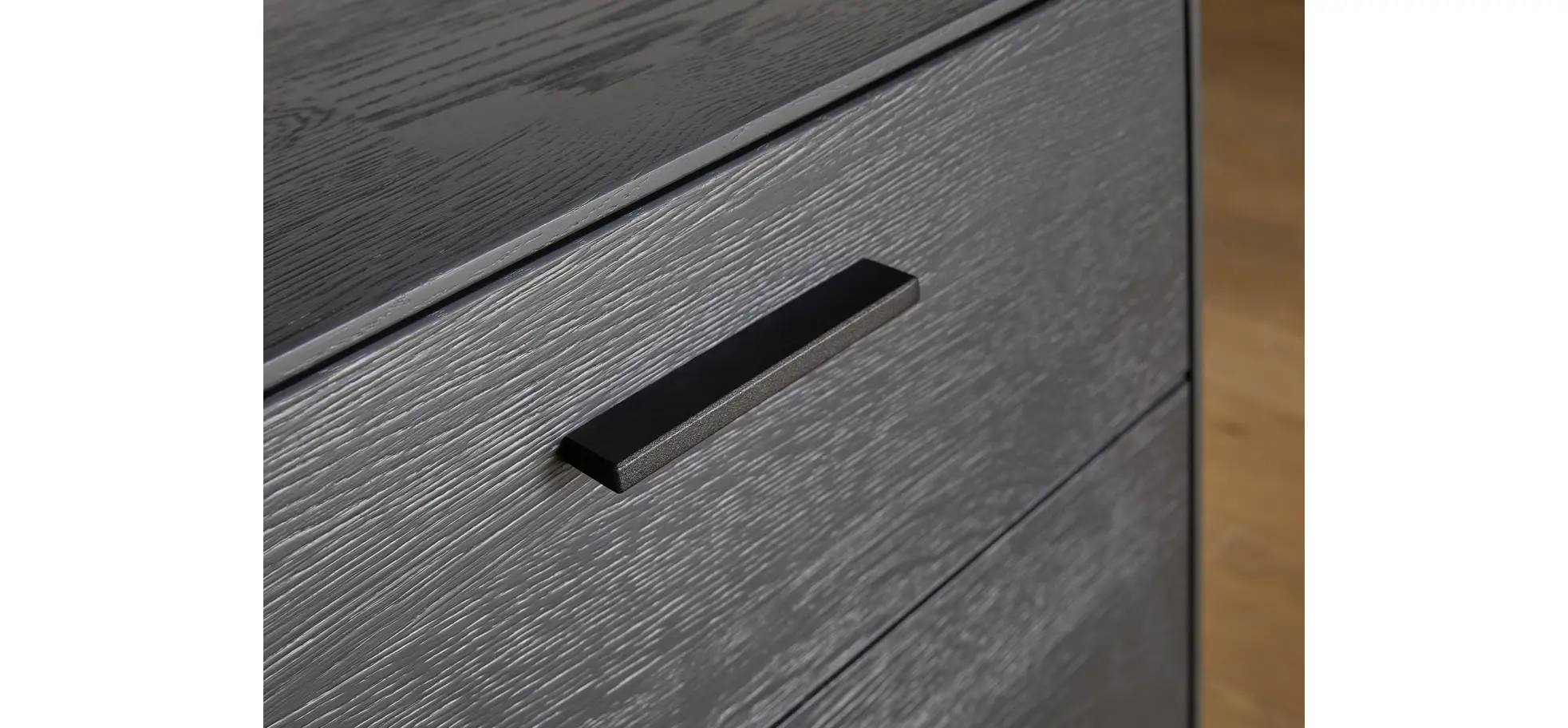 Lowboard Estana - Eiche massiv, Anthrazit 