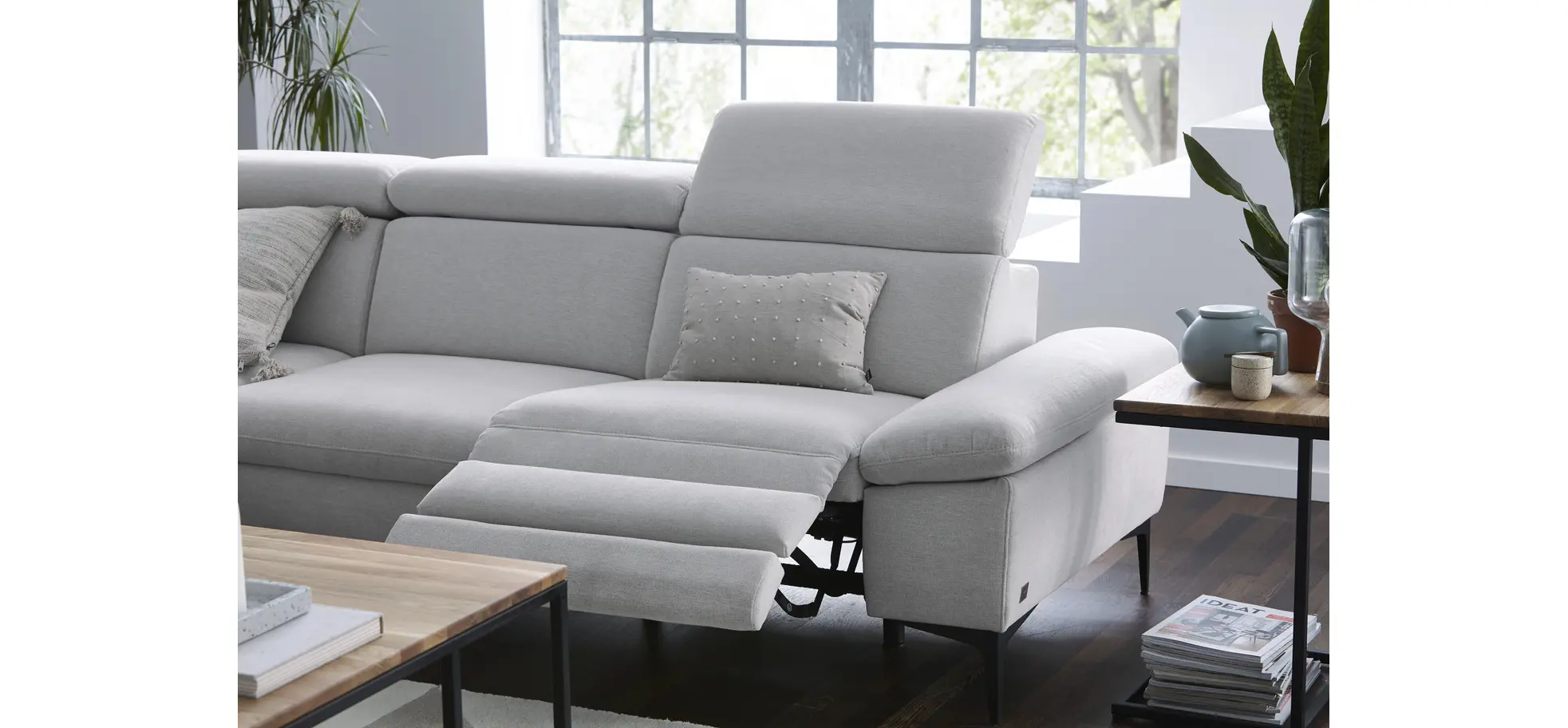 Ecksofa Felipa - Ecke links mit 2,5-Sitzer inkl. Armlehne verstellbar und Rückenlehne/Sitztiefe verstellbar (motorisch), Stoff, Natur