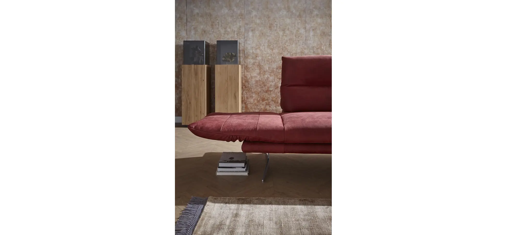 Sofa Lucero - 2,5-Sitzer inkl. Rückenlehne/Armlehne/Sitztiefe verstellbar und drehbares Sitzelement, Leder, Weinrot