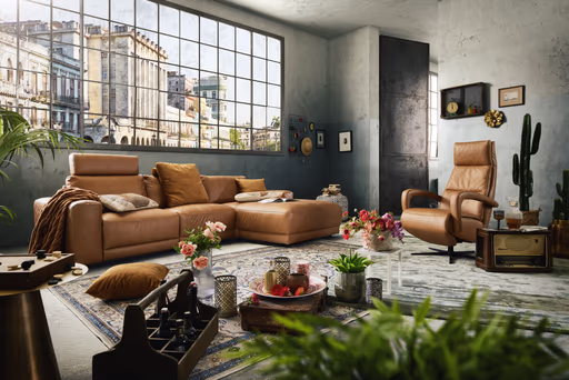 Ecksofa Balok - 2,5-Sitzer mit Longchair groß rechts, inkl. Relaxfunktion (motorisch) und Kopfstütze, Leder, Cognac