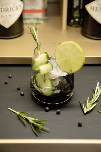 Barschrank 3900 - Lack matt, Goldfarben