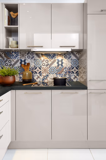 U-Küche 51.160 4 525, Sandgrau hochglanz