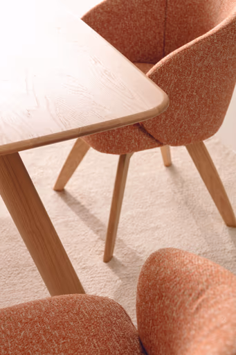 Esstisch Nayara - LB ca. 200x100 cm, Eiche massiv, satin gebeizt matt lackiert