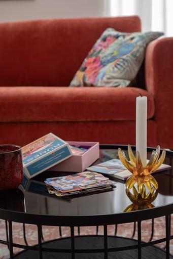 Sofa Lenni Full - 3-Sitzer, Stoff, Rubinrot, bündige Kissen