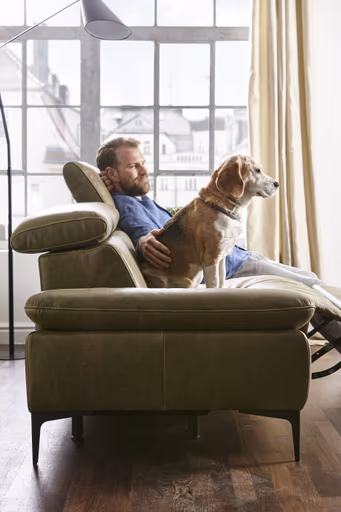 Sofa Felipa - 3-Sitzer inkl. Relaxfunktion (motorisch) und Kopfteil verstellbar, Leder, Olive